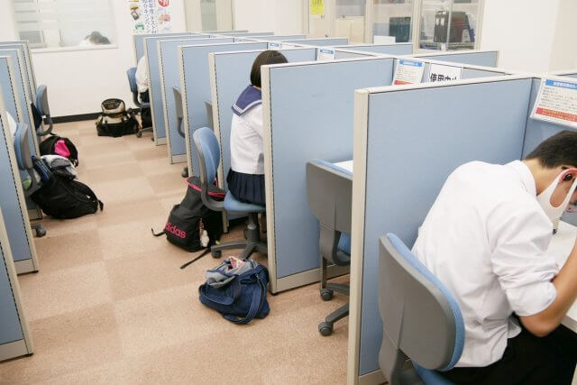 集団指導「EISUゼミナール（高校生）」